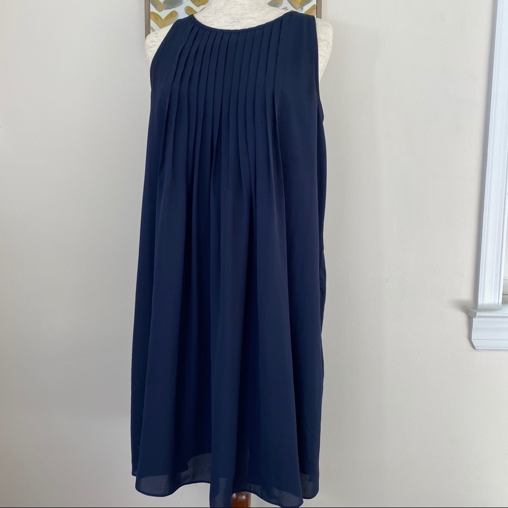 Nanette Nanette Lepore pleated dress size 8